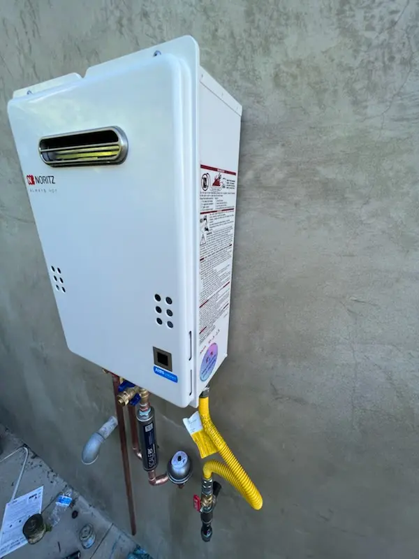 Tankless water heater installation for Courier City - Oscawana homes